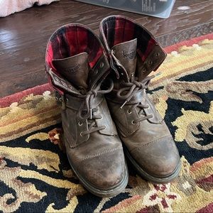 Dr. Martens men’s triumph boot size 11 brown